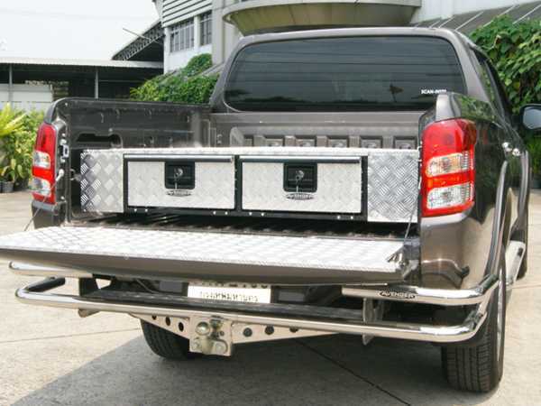 Mitsubishi L200 MK8 Series 6 (19-22) Low Chequer Plate Tray Bins / Drawers Systems