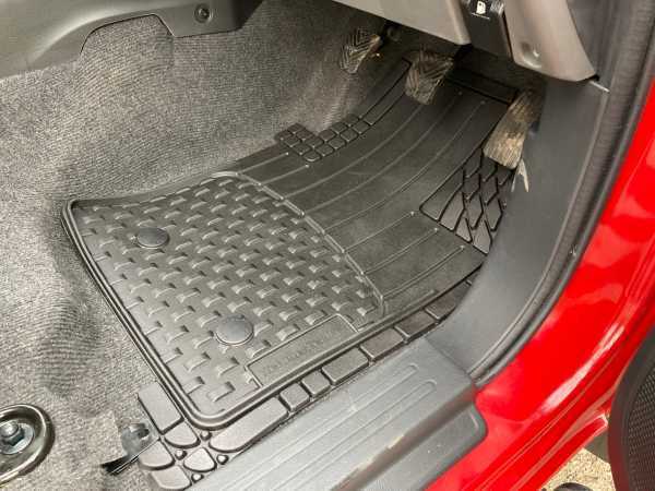 Toyota Hilux MK11  ( 2020-ON) Weather Tech Floor Mats
