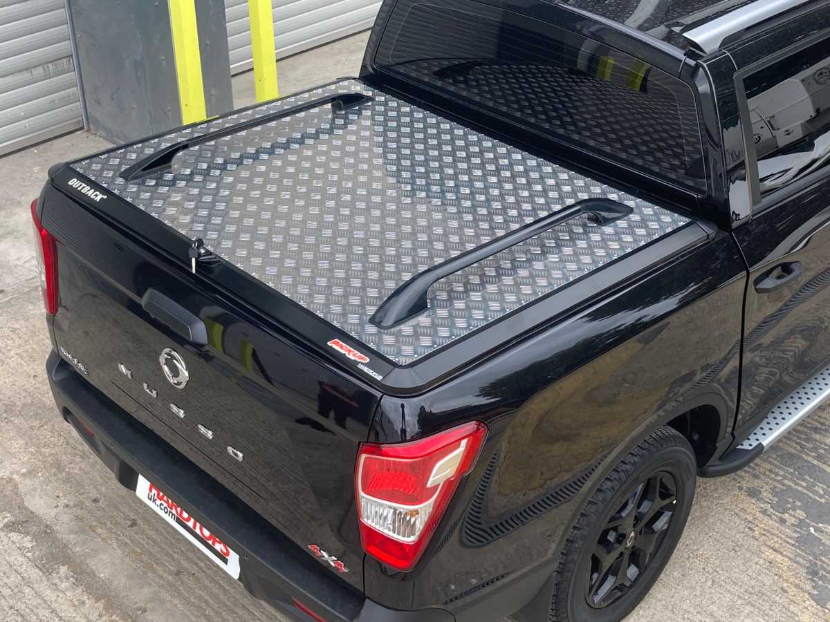 https://www.hardtopsuk.com/images/products/smd11--ssangyong-musso-outback-tonneau-co-1658324514.jpg